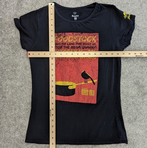 Roots organic cotton black Tshirt women's size Small - Picture 5 of 6